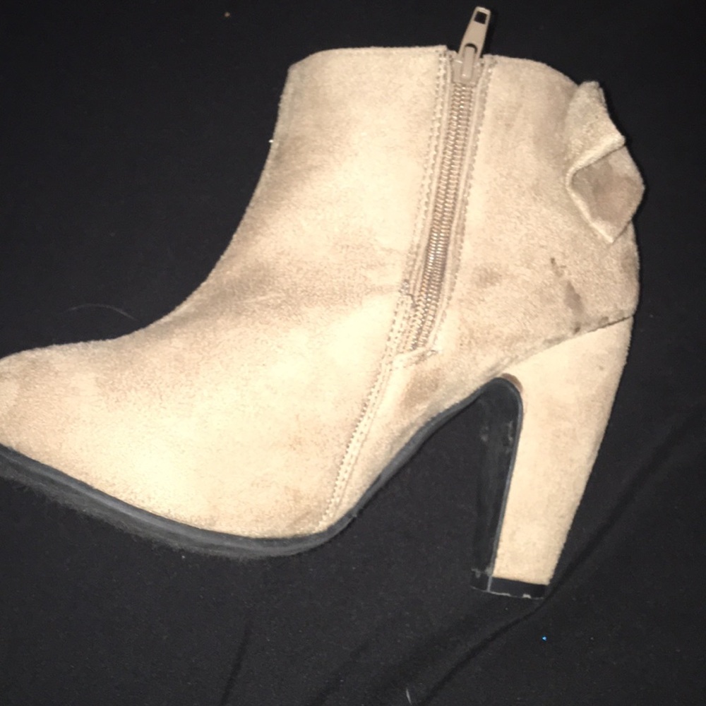Booties - Picture 4 of 6